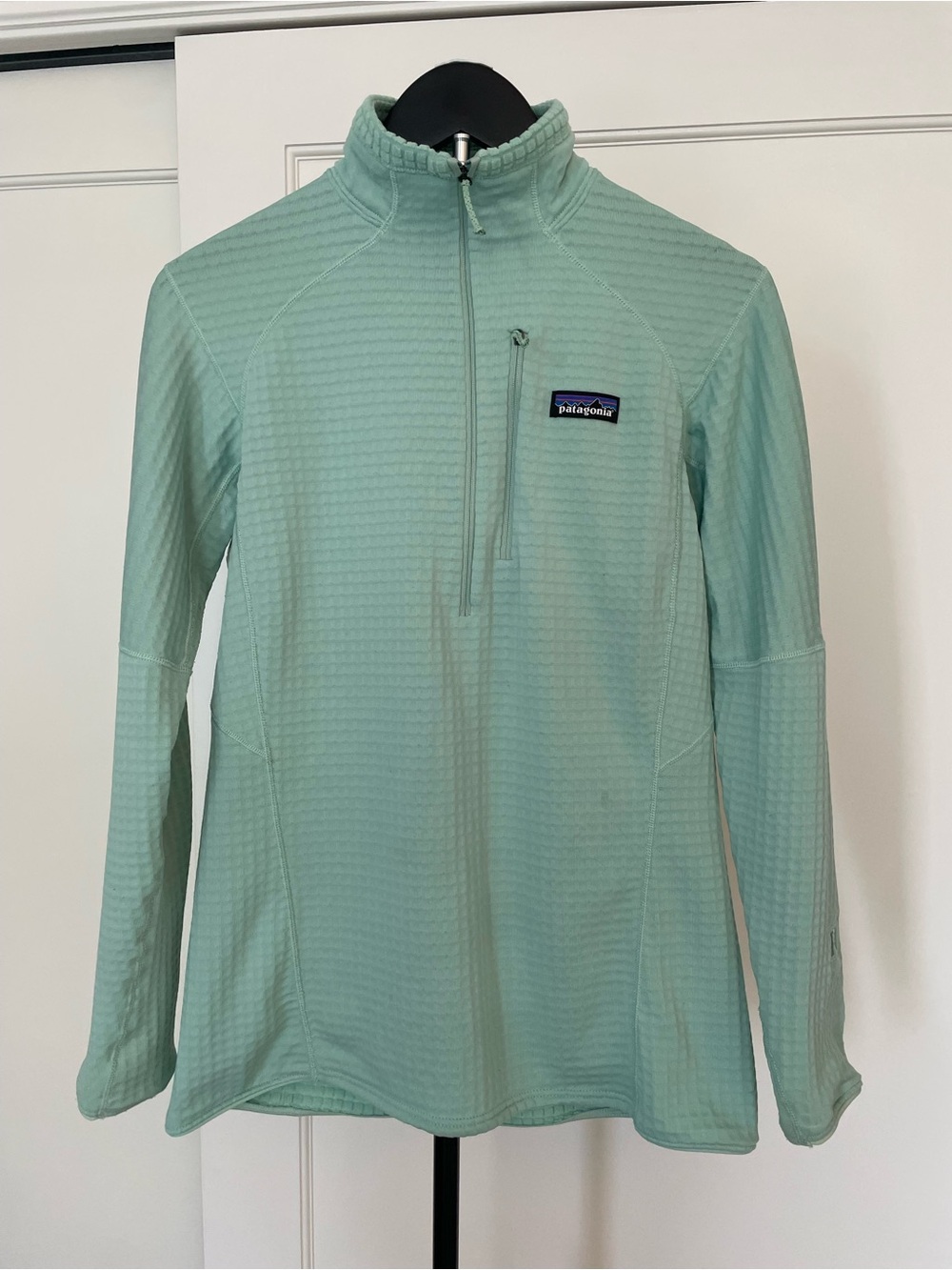 Patagonia Women's Mint Green R1 Fleece